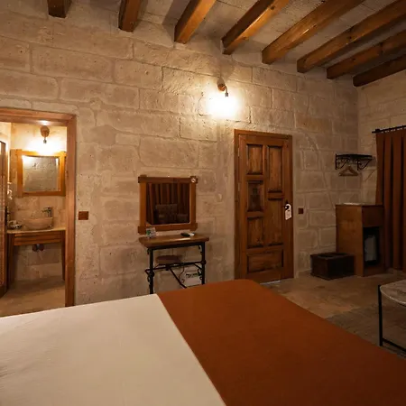 Henna Hotel-adults Only غوريمِيه